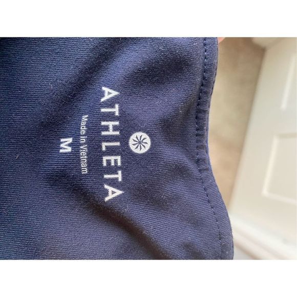 Athleta Navy Capri - Picture 4 of 5